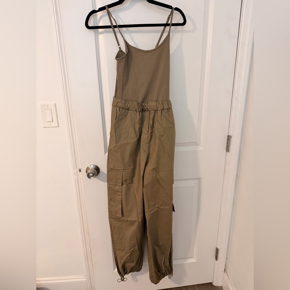 Mango Utility Jumpsuit Tan Ribbed Top Cargo Style Size Small
